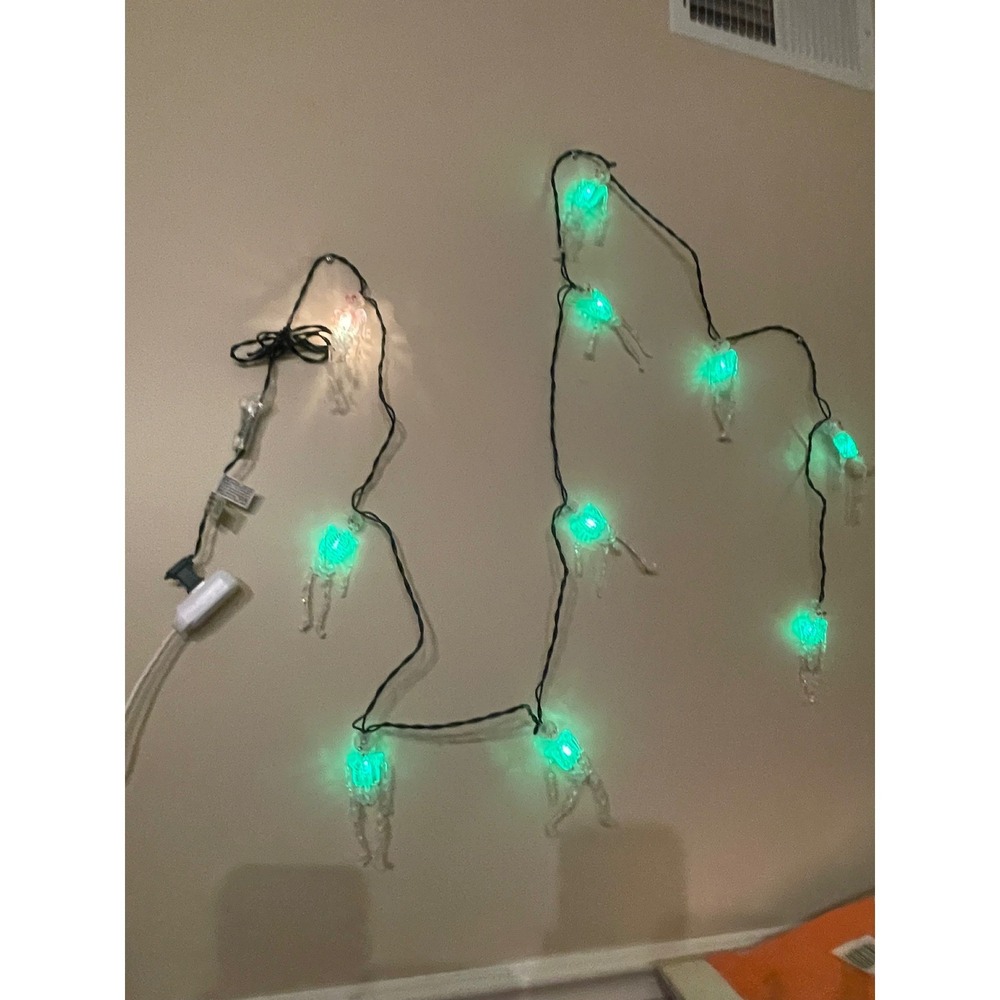 Halloween Skeleton String Lights 10 Count Green and White Glow Spooky Decor - Picture 8 of 13